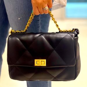 Black purse with chain